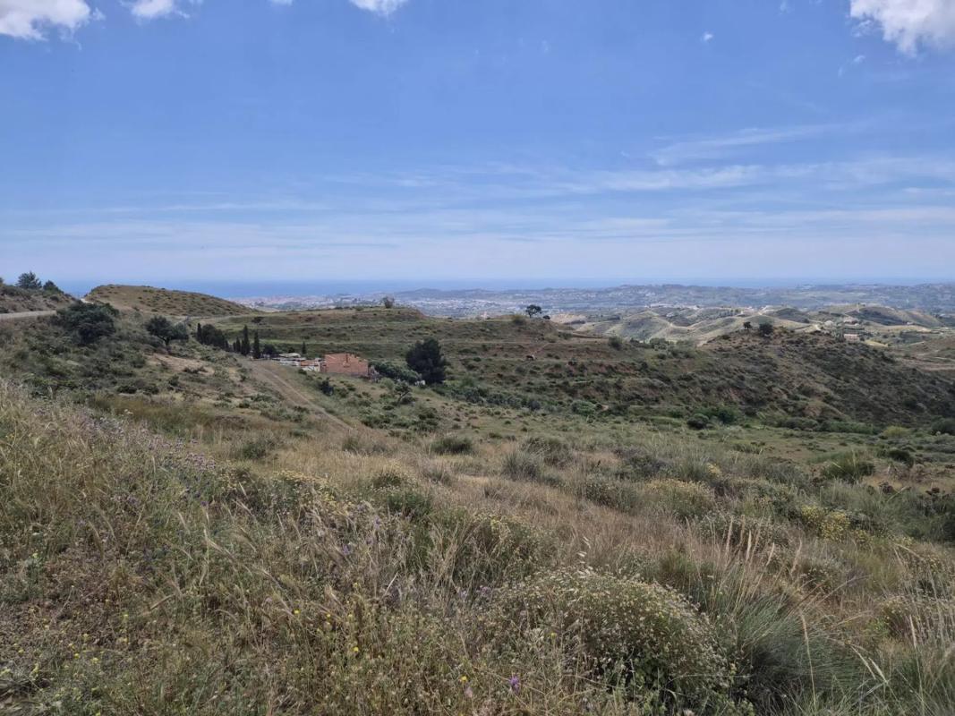 Terreno en venta en Mijas, Malaga photo 2