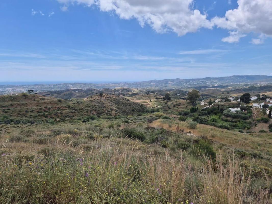 Terreno en venta en Mijas, Malaga photo 4