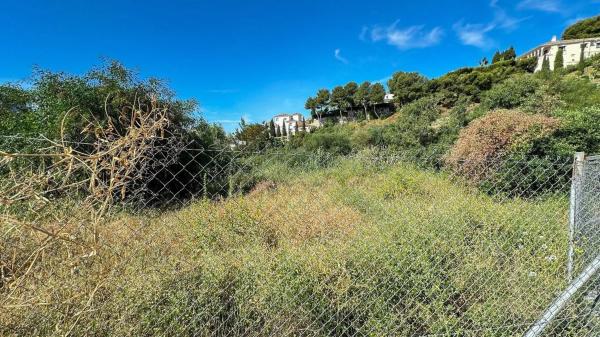 Terreno en calle Peral photo 3
