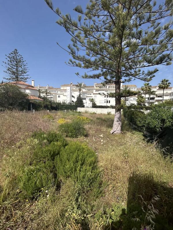 Terreno en venta en Marbella, Malaga photo 2