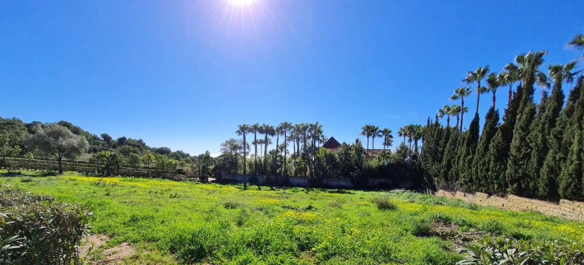 Terreno en venta en Marbella, Malaga photo 3