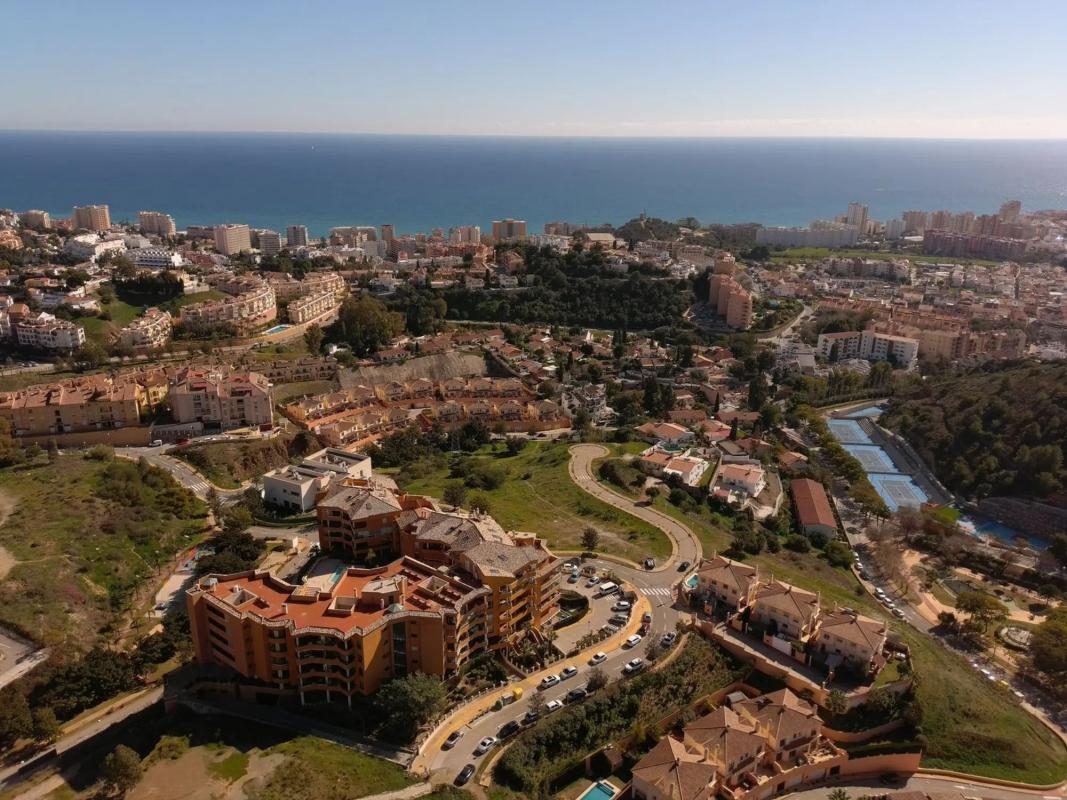 Terreno en venta en Fuengirola, Malaga photo 3