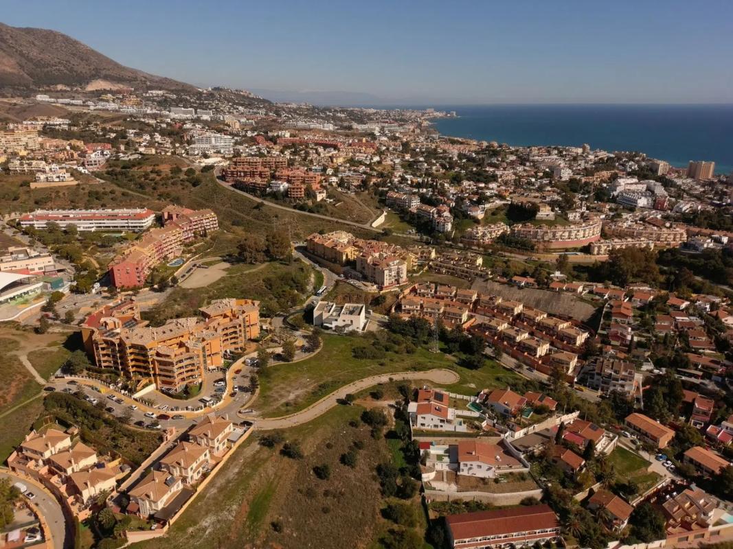 Terreno en venta en Fuengirola, Malaga photo 5