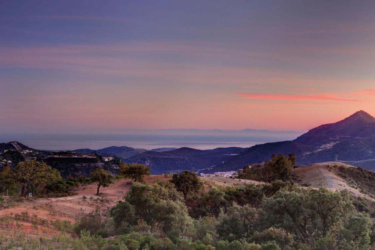 Terreno en venta en Benahavís, Malaga photo 3