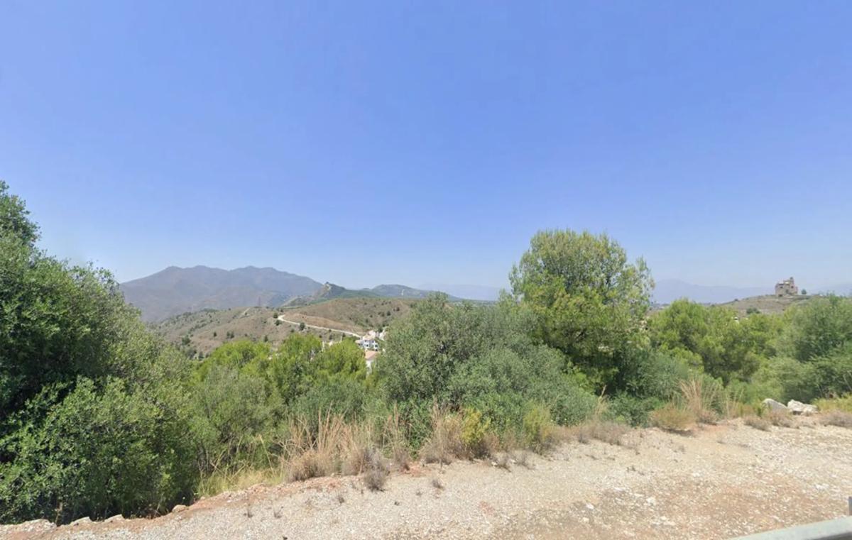 Terreno en venta en Alhaurín el Grande, Malaga photo 2