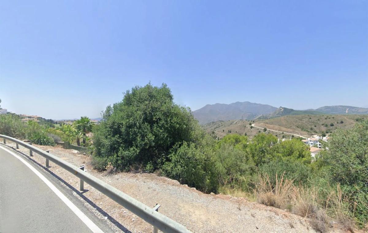 Terreno en venta en Alhaurín el Grande, Malaga photo 3