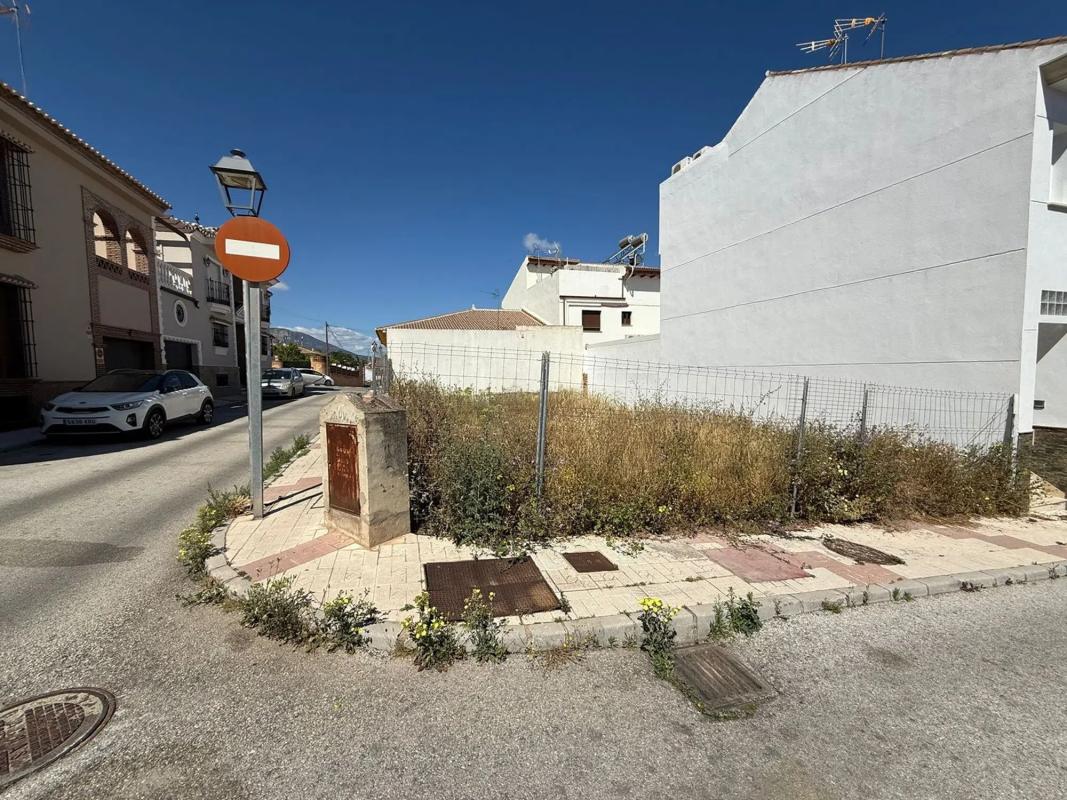 Terreno en venta en Alhaurín de la Torre, Malaga photo 1