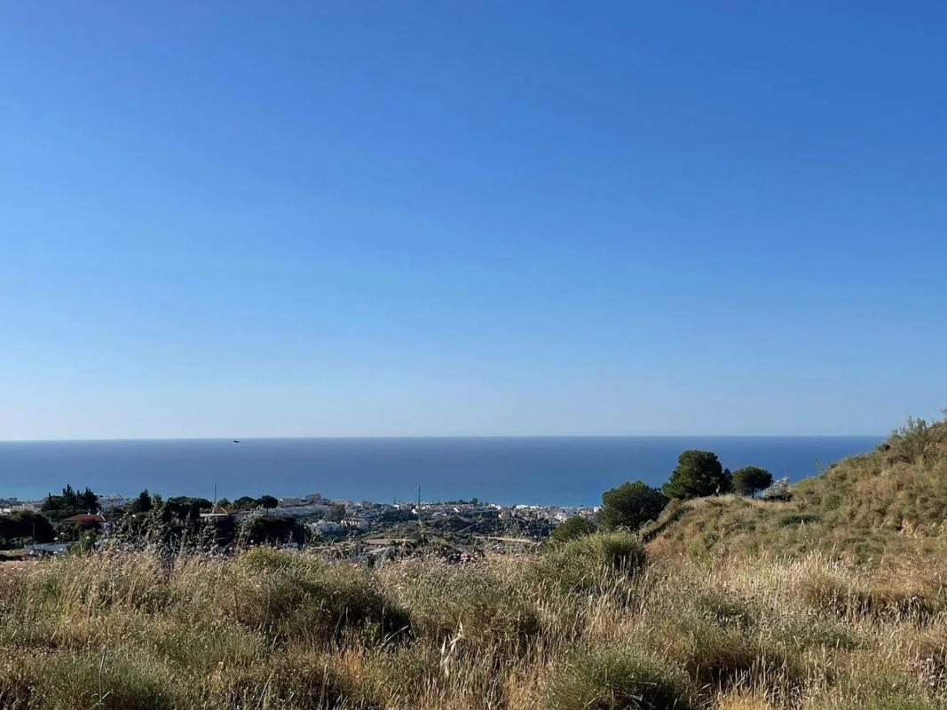Działka na sprzedaż w Rincón de la Victoria, Malaga photo 2