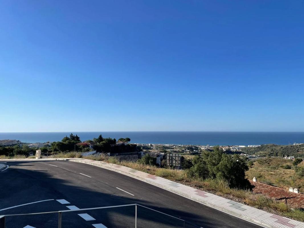 Terreno en venta en Rincón de la Victoria, Malaga photo 3