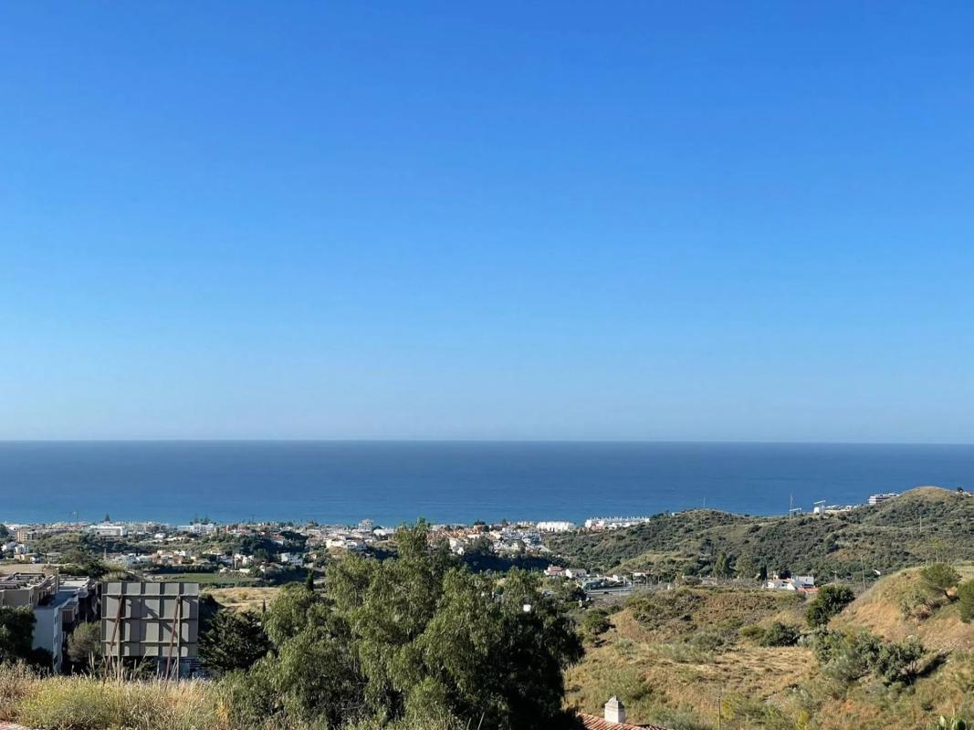 Terreno en venta en Rincón de la Victoria, Malaga photo 4