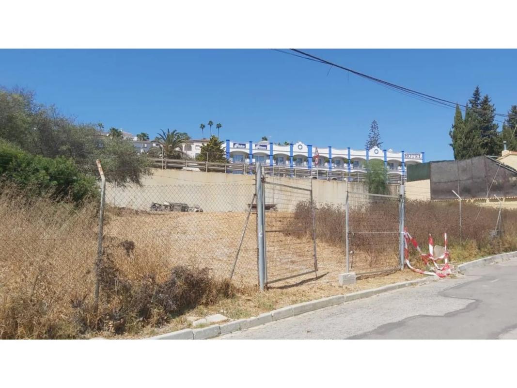 Terreno en venta en Estepona, Malaga photo 5