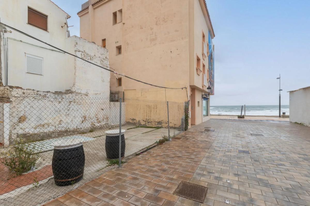 Terreno en venta en Manilva, Malaga photo 1