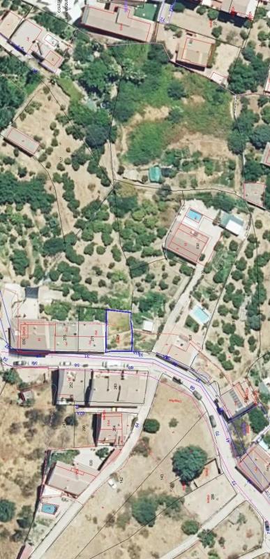 Terreno en venta en Tolox, Malaga photo 1