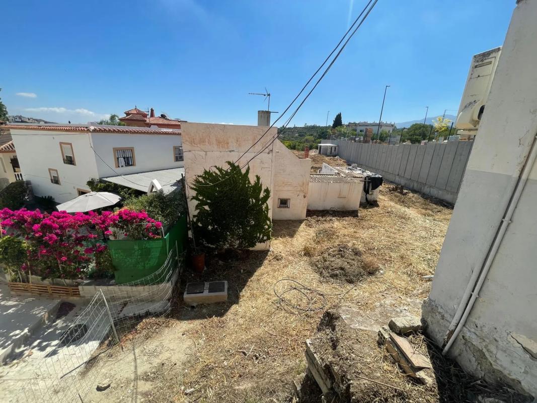 Terreno en venta en Coin, Malaga photo 1