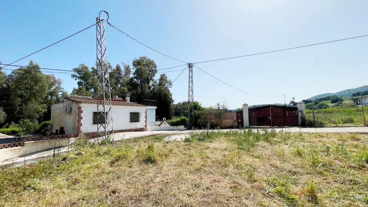 Terreno en venta en Guaro, Malaga photo 3