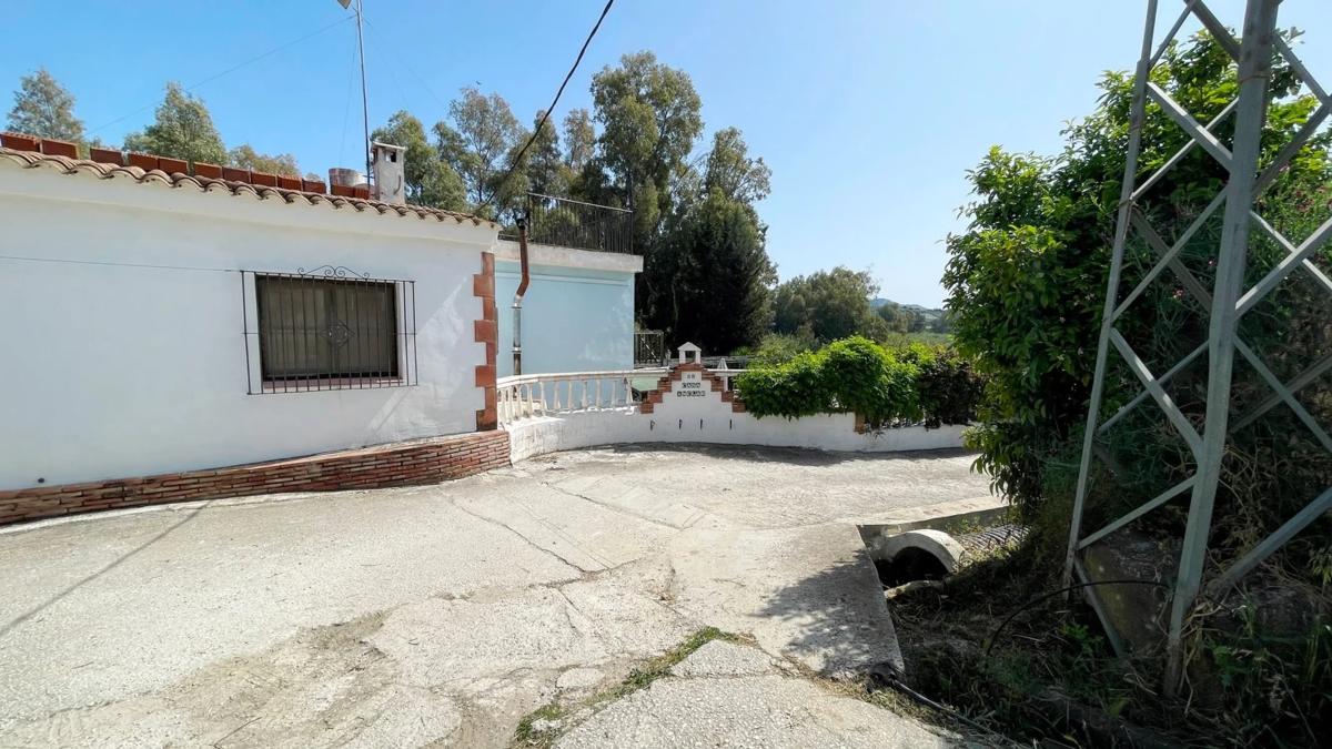 Terreno en venta en Guaro, Malaga photo 5