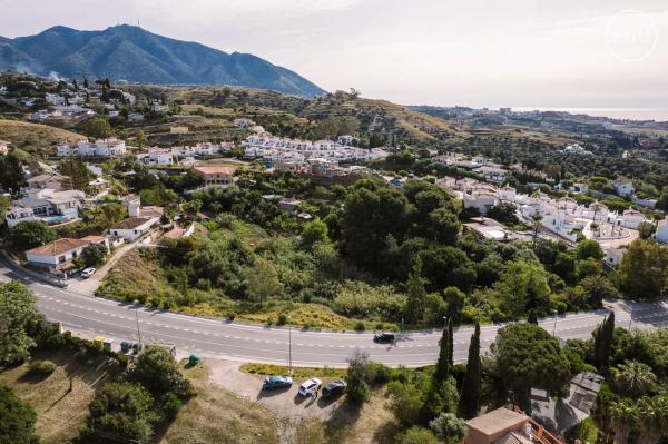Terreno en calle Alcaparras photo 1