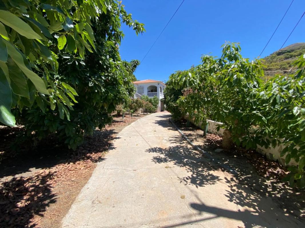 Terreno en venta en Viñuela, Malaga photo 3