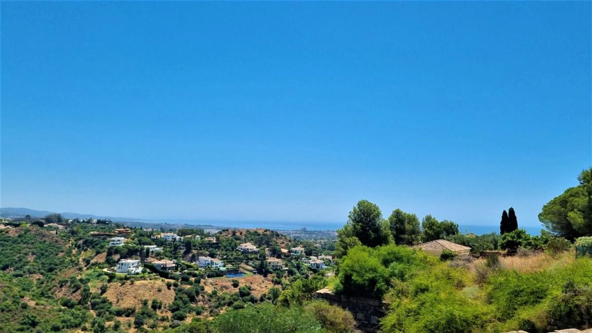 Terreno en venta en Benahavís, Malaga photo 3
