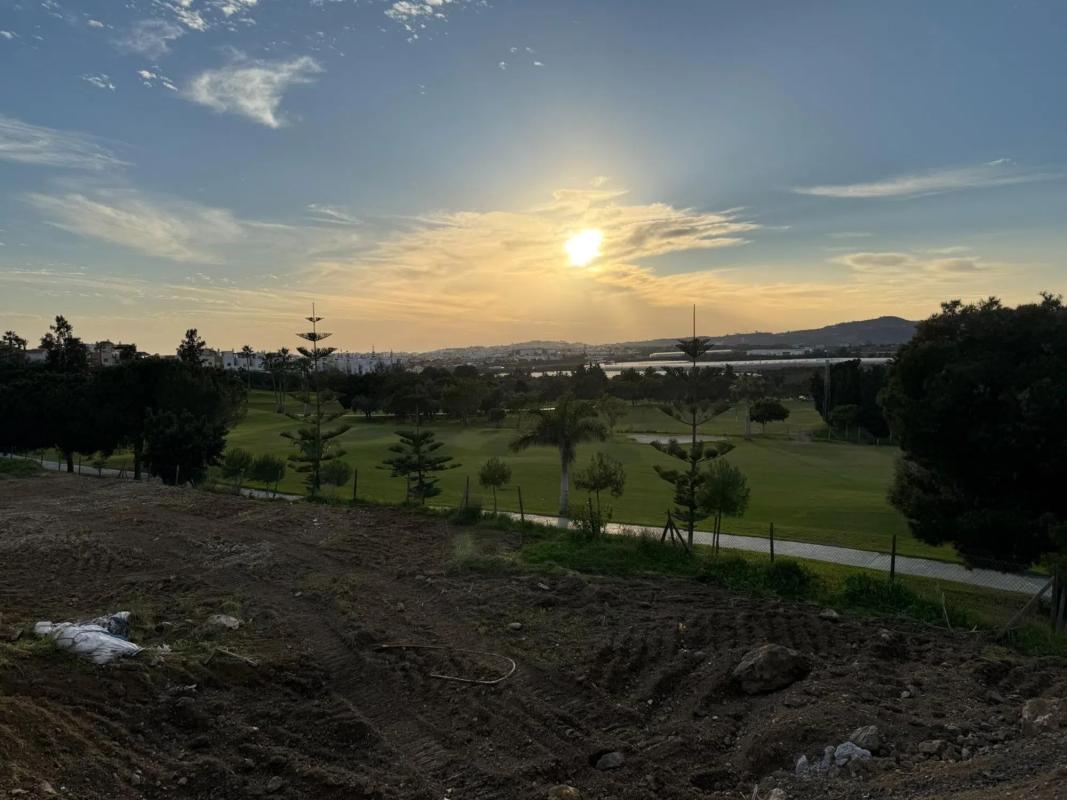 Terreno en venta en Caleta de Velez, Malaga photo 1