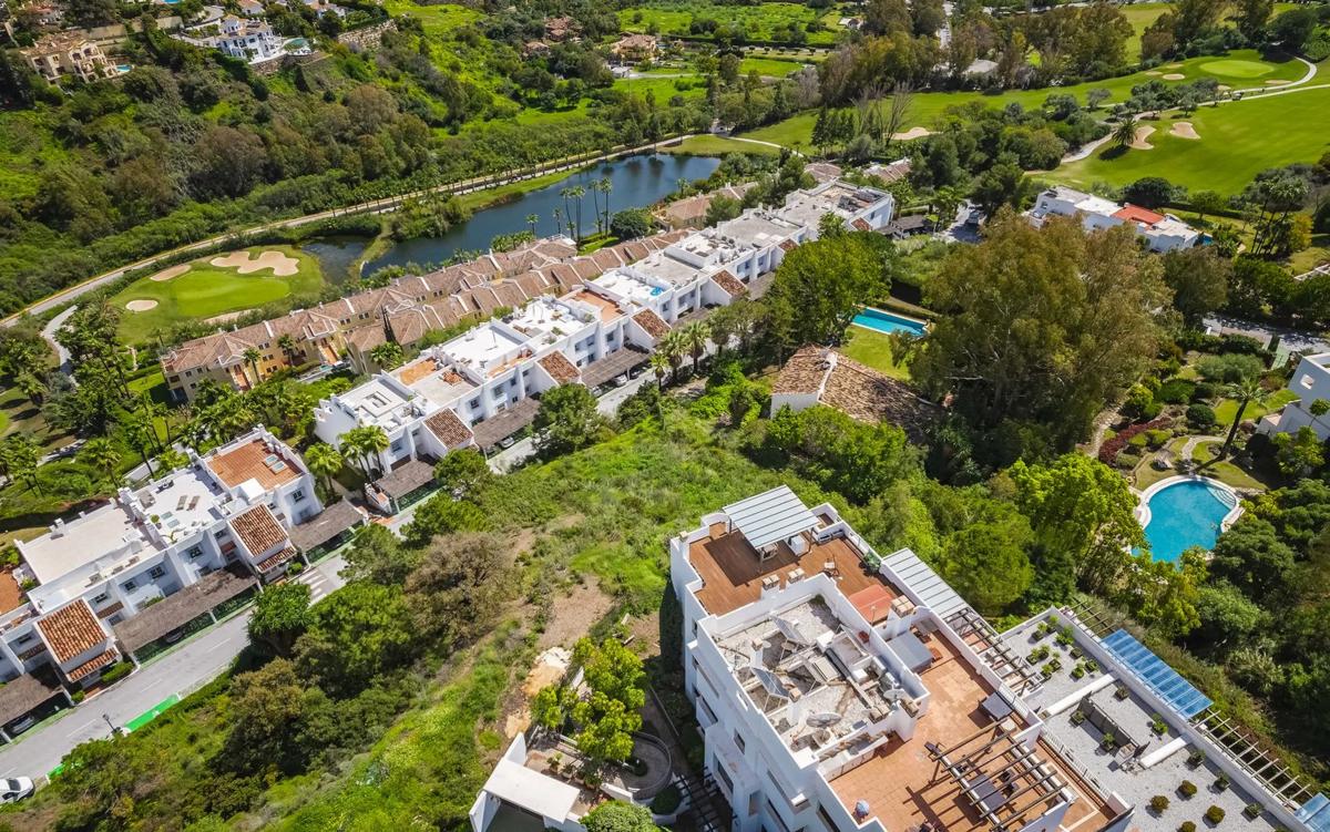 Terreno en venta en Benahavís, Malaga photo 4