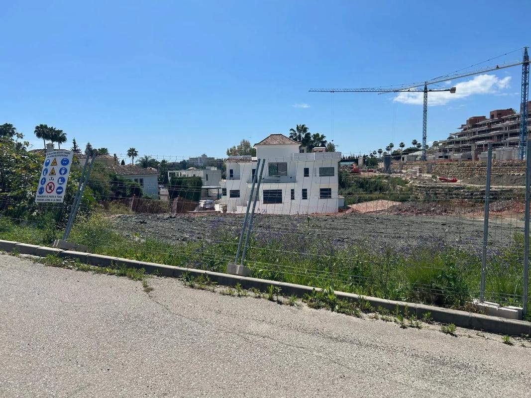 Terreno en venta en Benahavís, Malaga photo 5