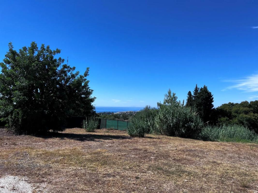 Terreno en venta en Marbella, Malaga photo 2