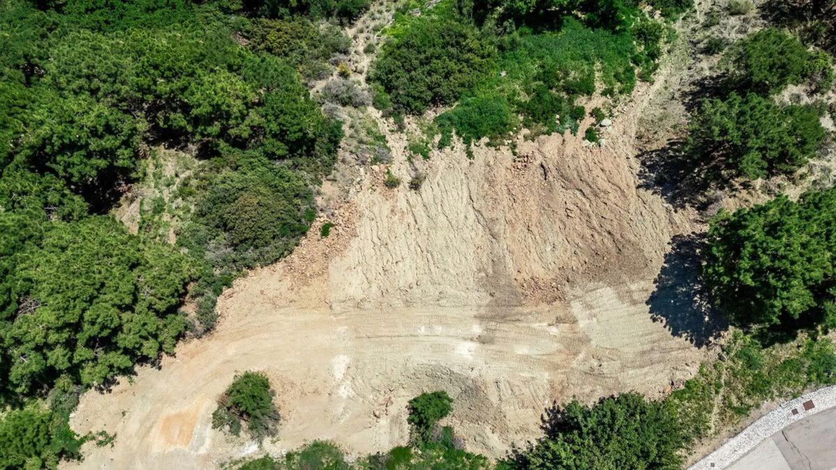 Terreno en venta en Benahavís, Malaga photo 5