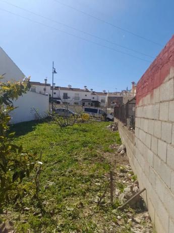 Terreno en calle Estornino thumbnail 1