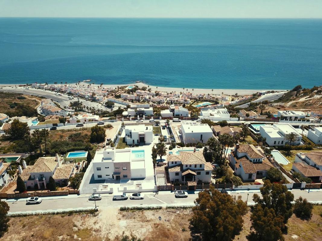 Terreno en venta en Manilva, Malaga photo 1