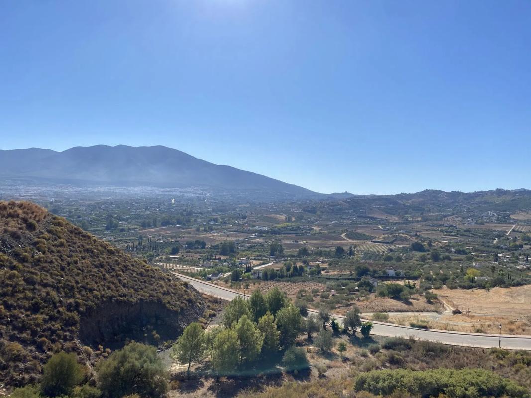 Terreno en venta en Coin, Malaga photo 4