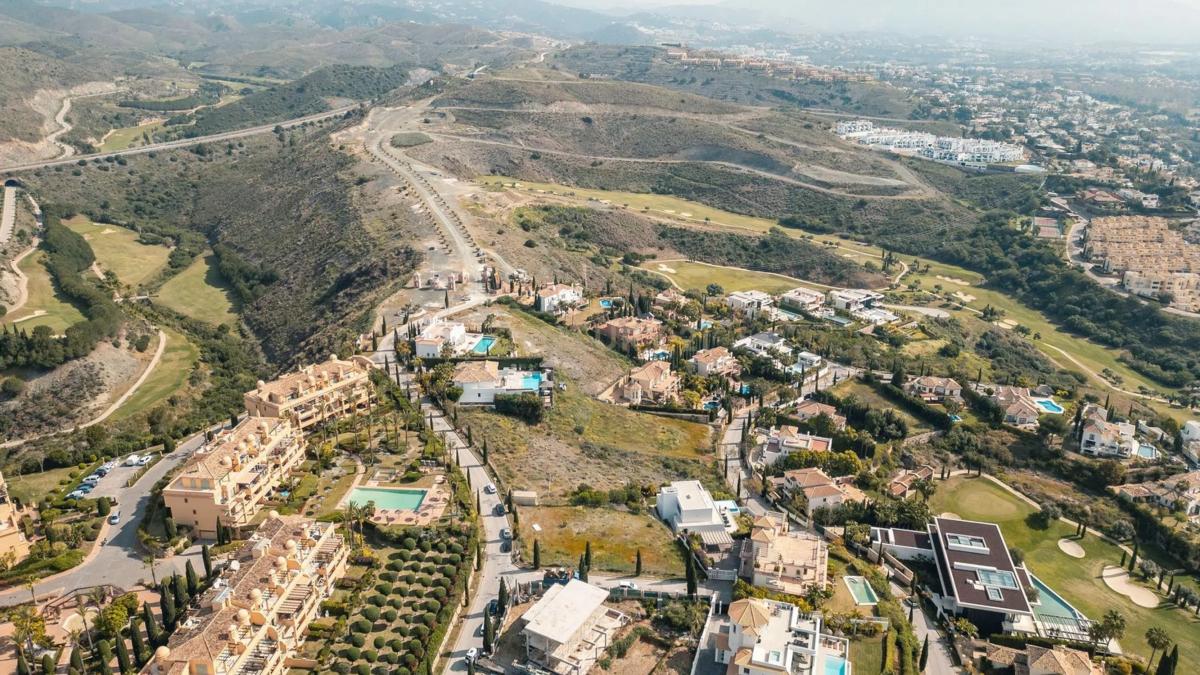 Terreno en venta en Benahavís, Malaga photo 3