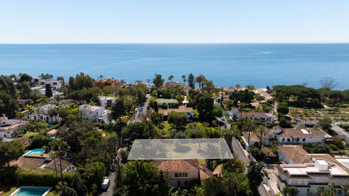 Terreno en venta en Estepona, Malaga photo 3