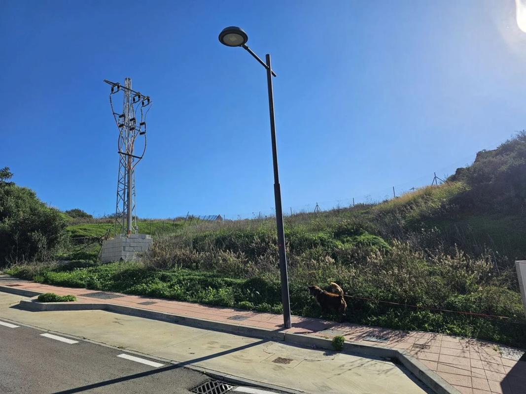 Terreno en venta en Estepona, Malaga photo 1