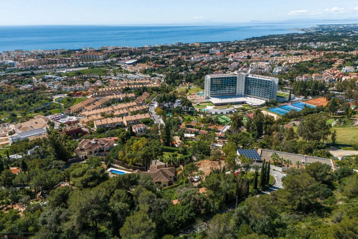 Terreno en venta en Marbella, Malaga photo 4