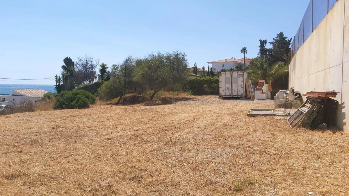 Terreno en venta en Estepona, Malaga photo 3