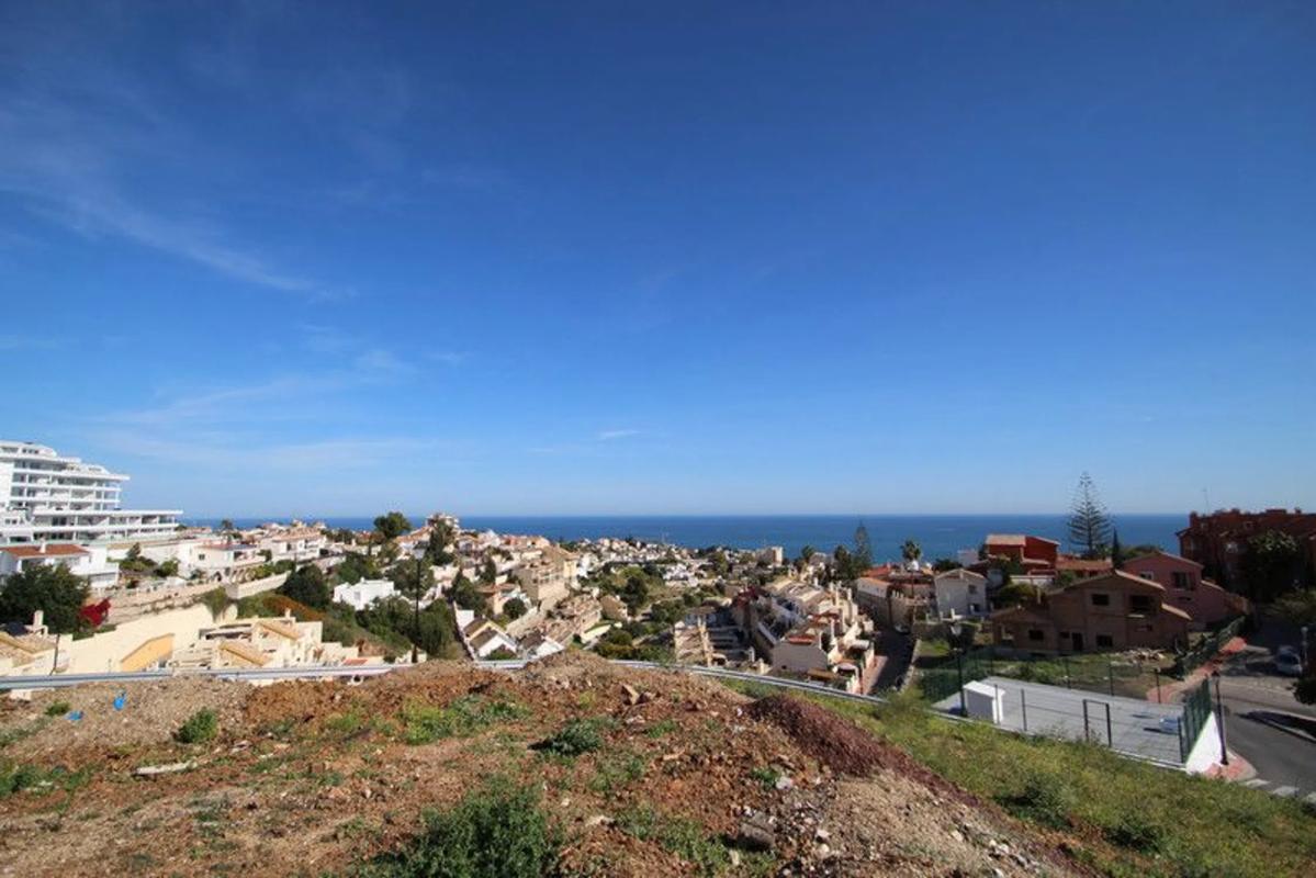 Terreno en venta en Fuengirola, Malaga photo 4