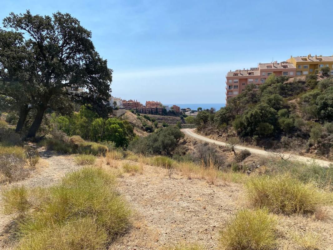 Działka na sprzedaż w Mijas, Malaga photo 1