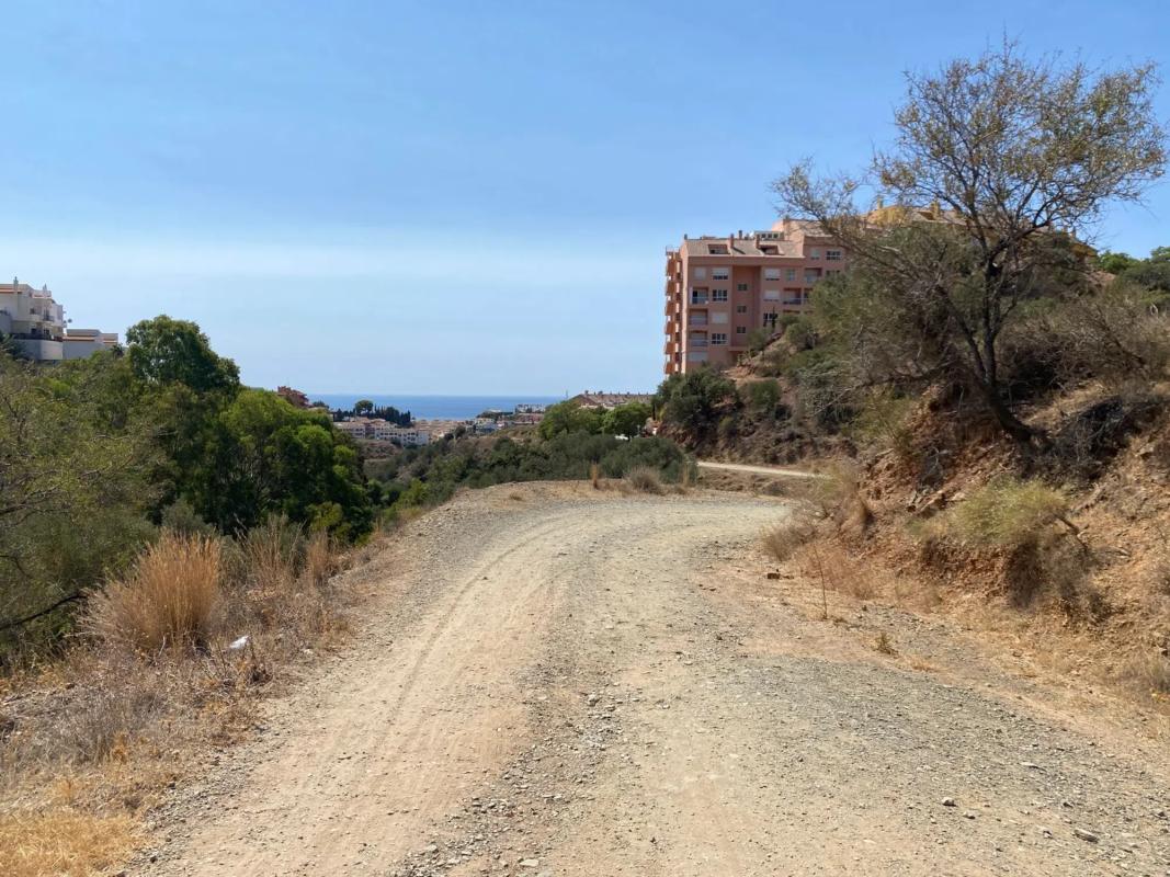 Działka na sprzedaż w Mijas, Malaga photo 2