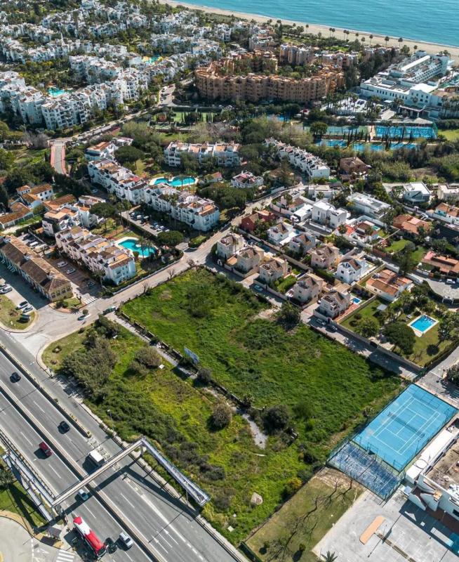 Terreno en venta en Estepona, Malaga photo 5