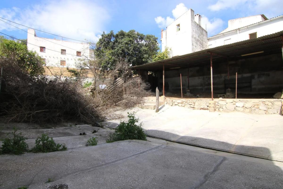 Terreno en venta en Alozaina, Malaga photo 3