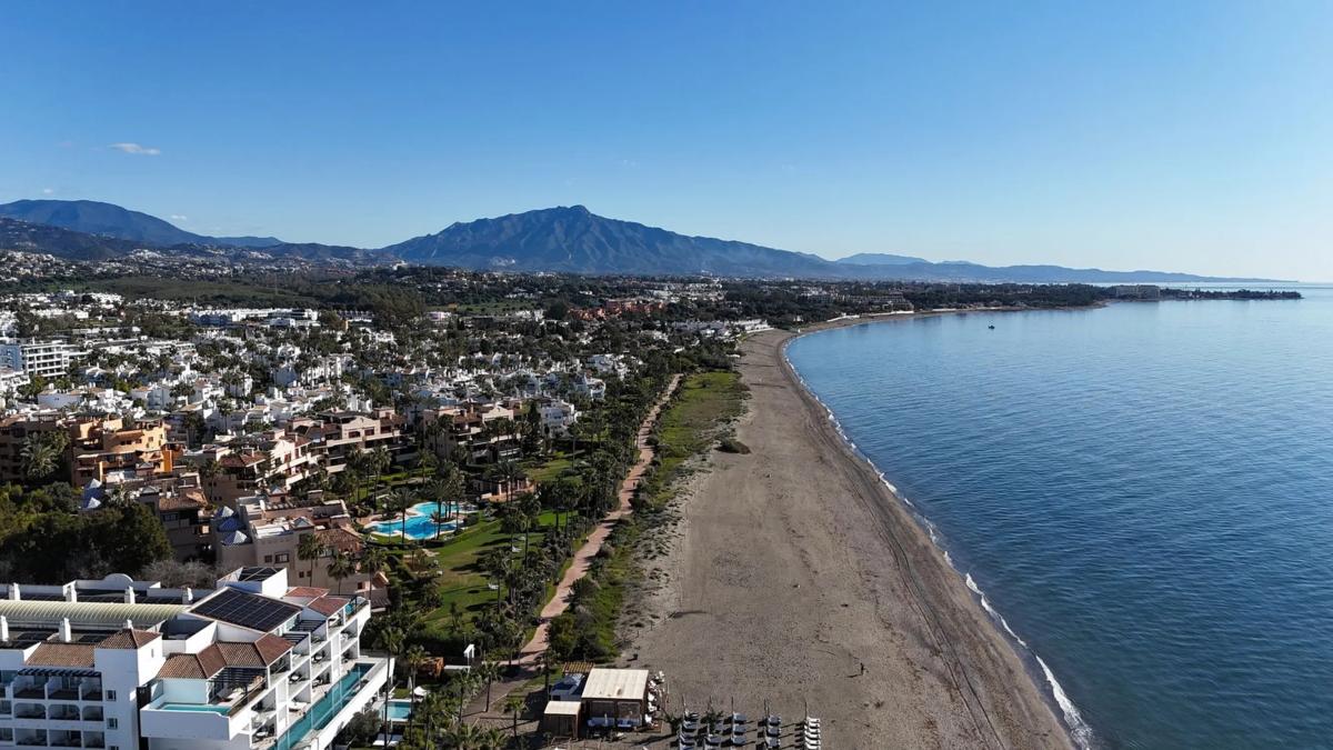 Terreno en venta en Benahavís, Malaga photo 4