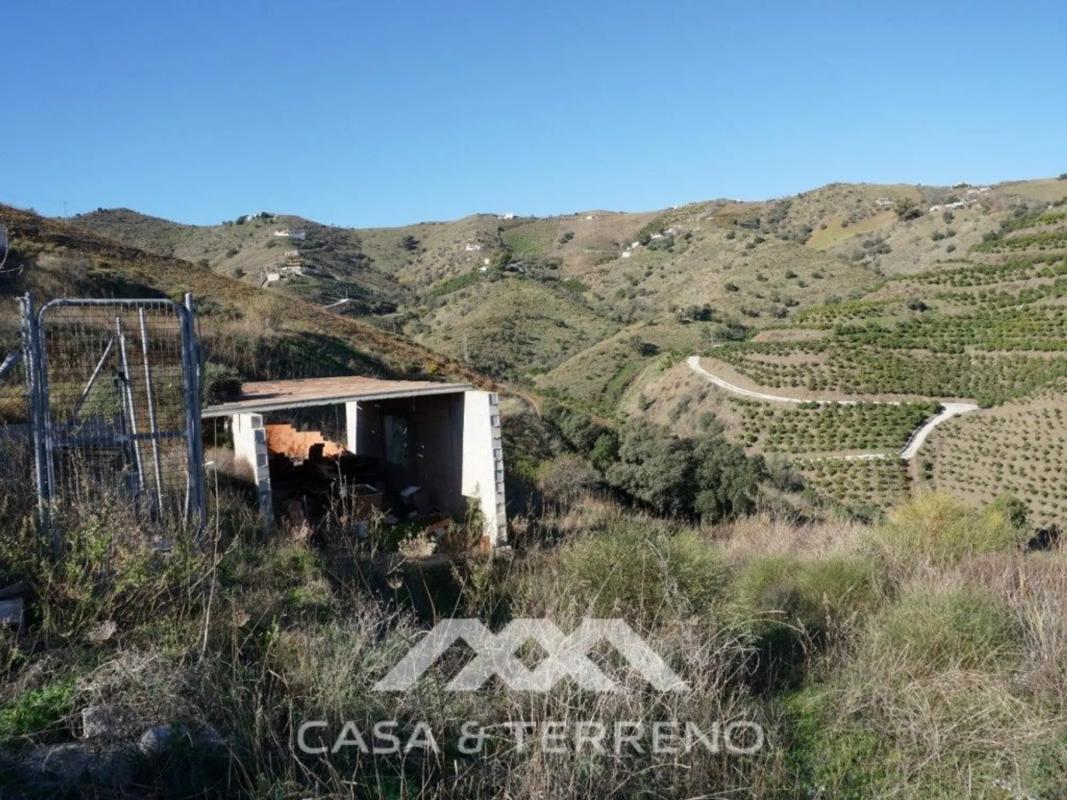 Działka na sprzedaż w Iznate, Malaga photo 4