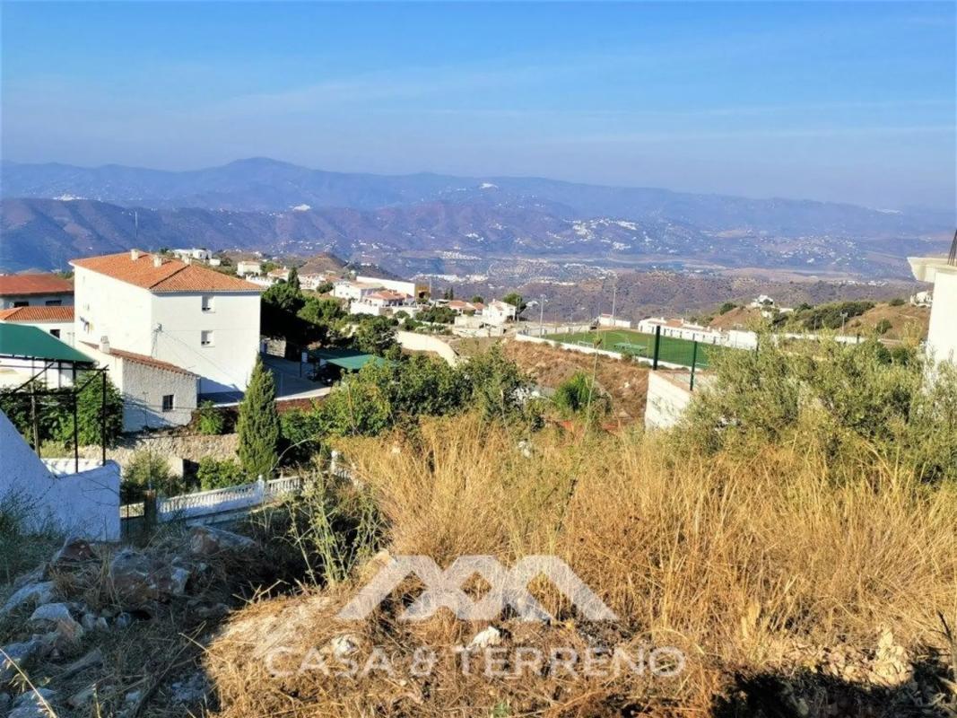 Terreno en venta en Canillas de Aceituno, Malaga photo 1