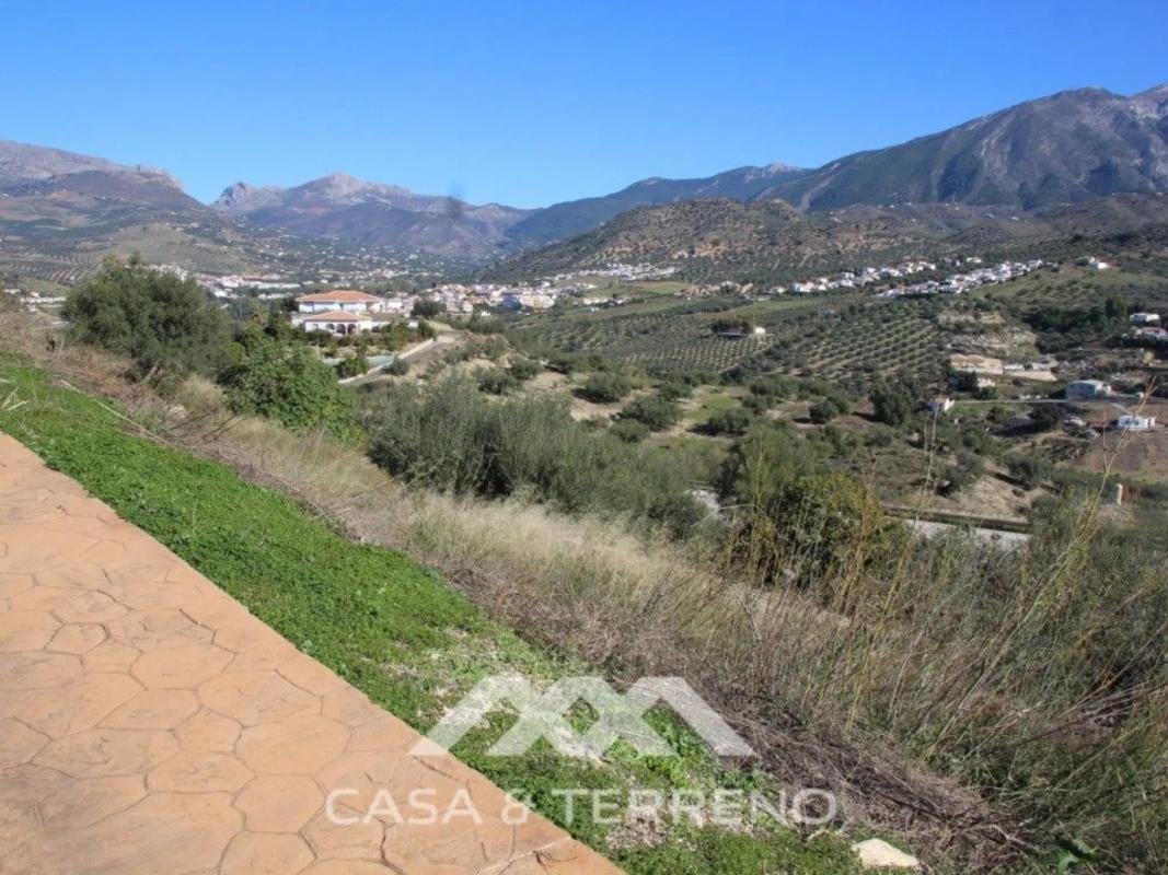 Terreno en venta en Viñuela, Malaga photo 2