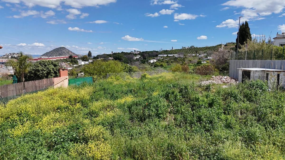Terreno en venta en Coin, Malaga photo 4