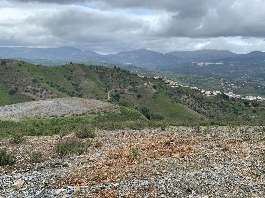 Terreno en venta en Viñuela, Malaga photo 2