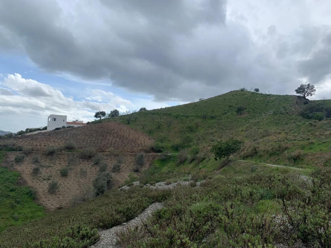 Terreno en venta en Viñuela, Malaga photo 3