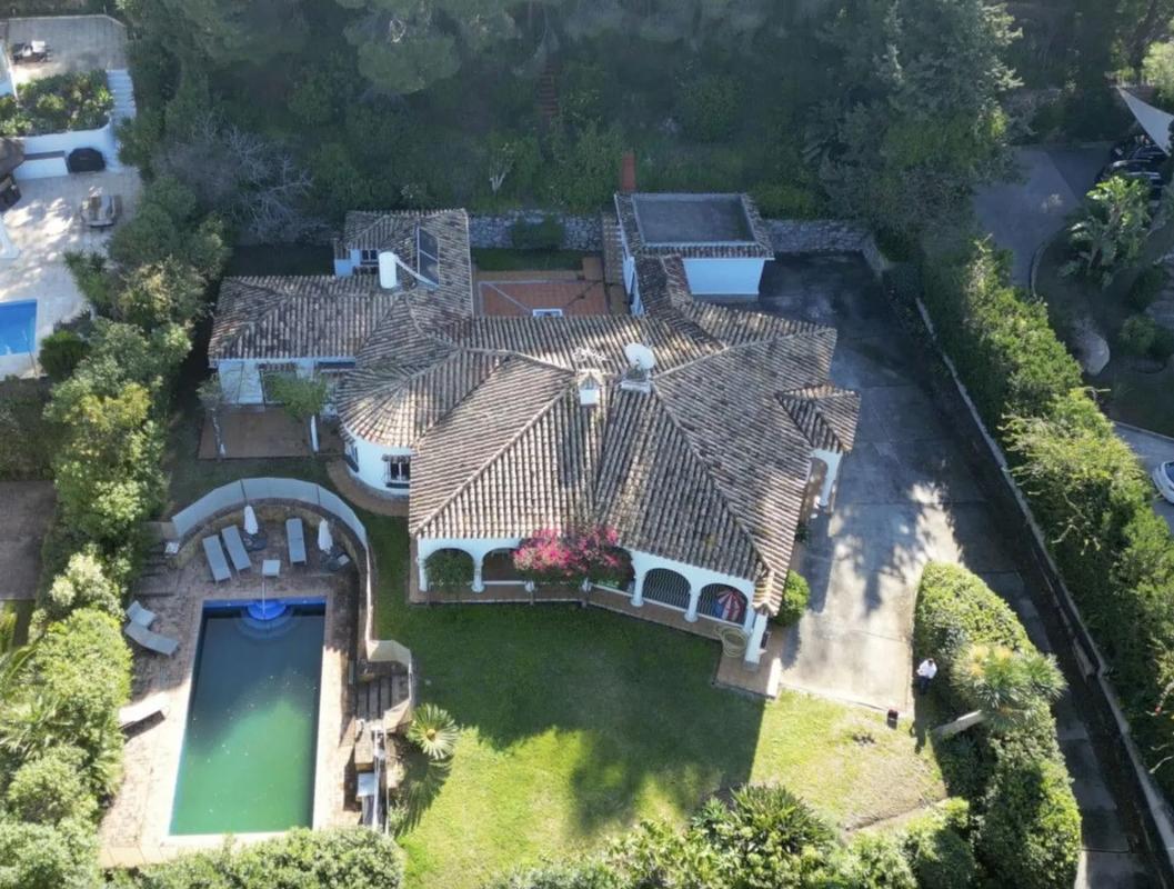 Land for sale in Estepona, Malaga photo 2