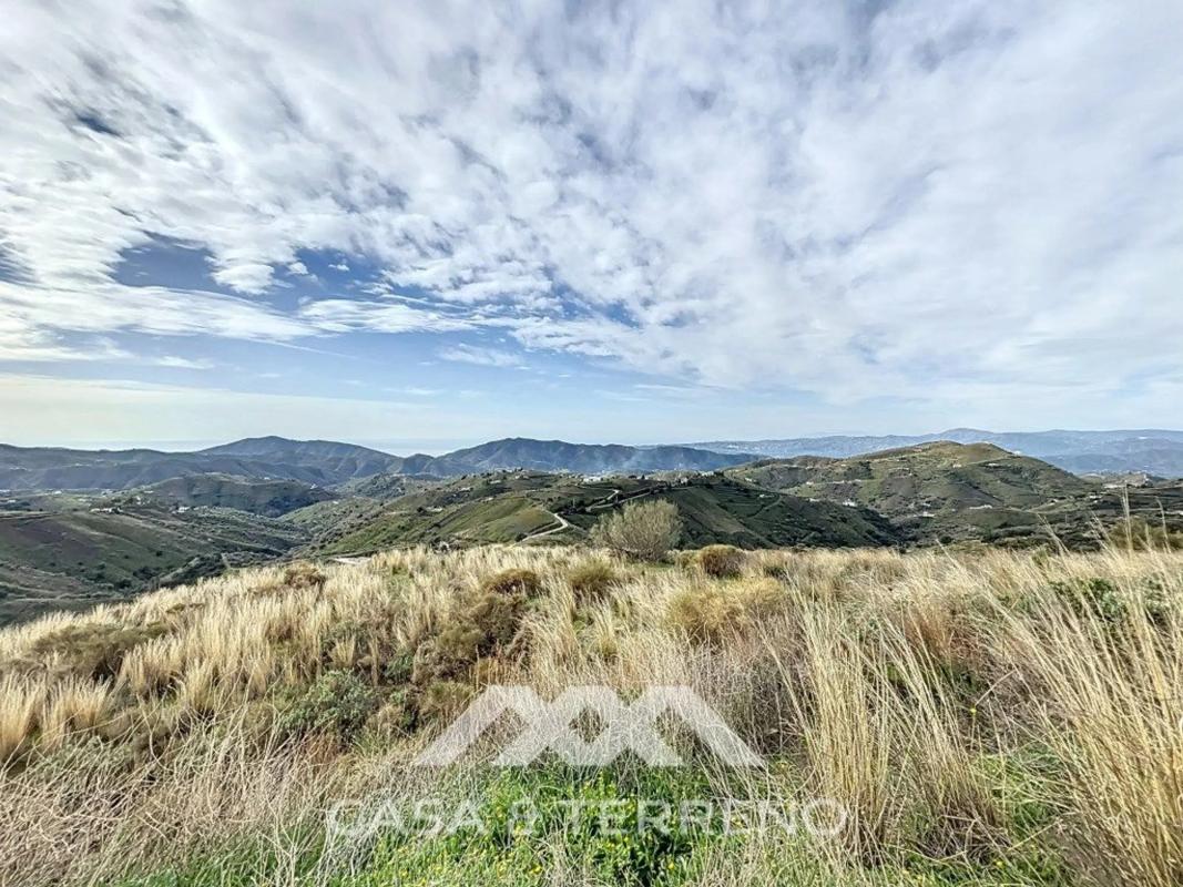 Terreno en venta en Sedella, Malaga photo 3